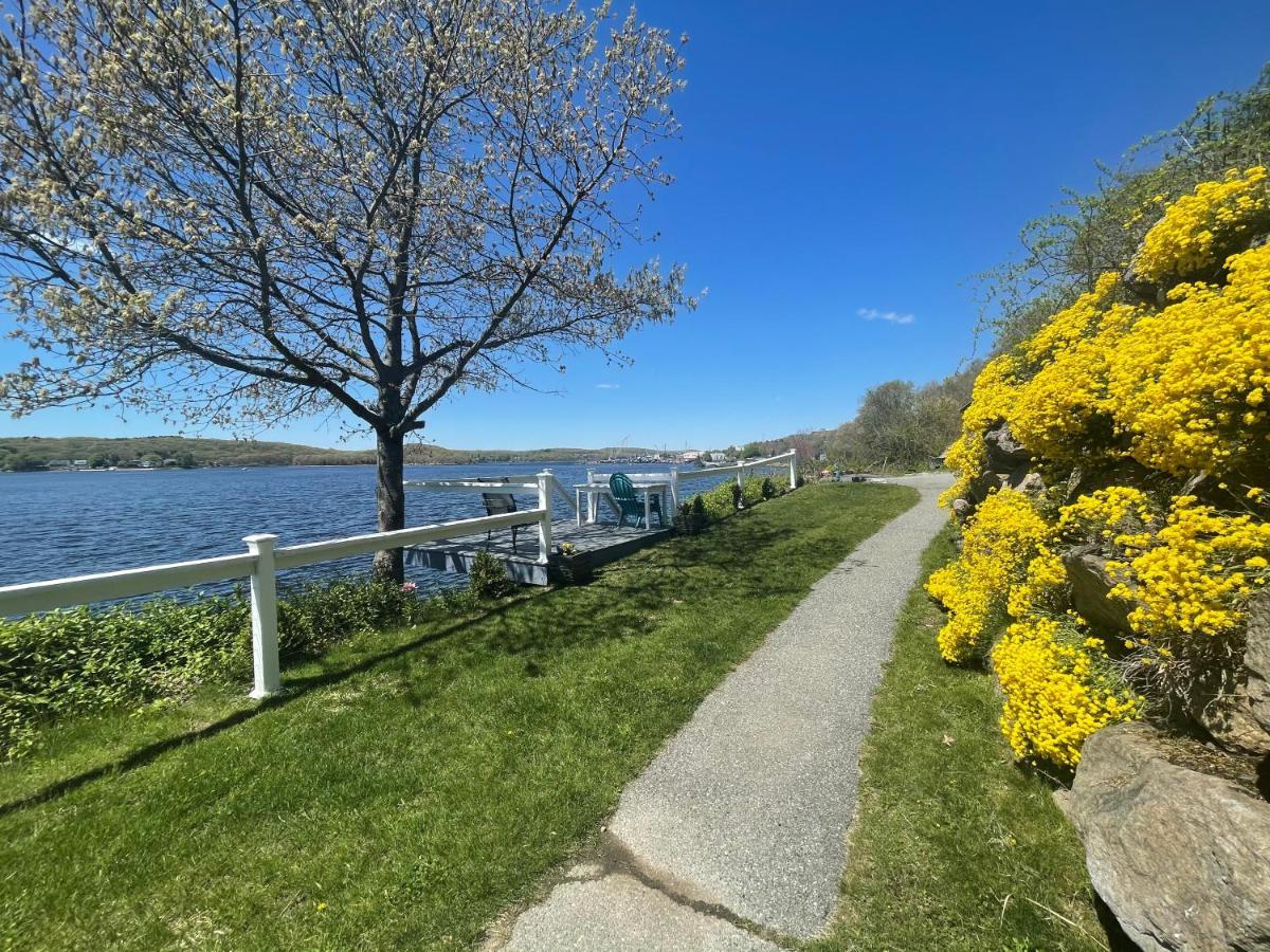 Waterfront Home With A View Groton Esterno foto