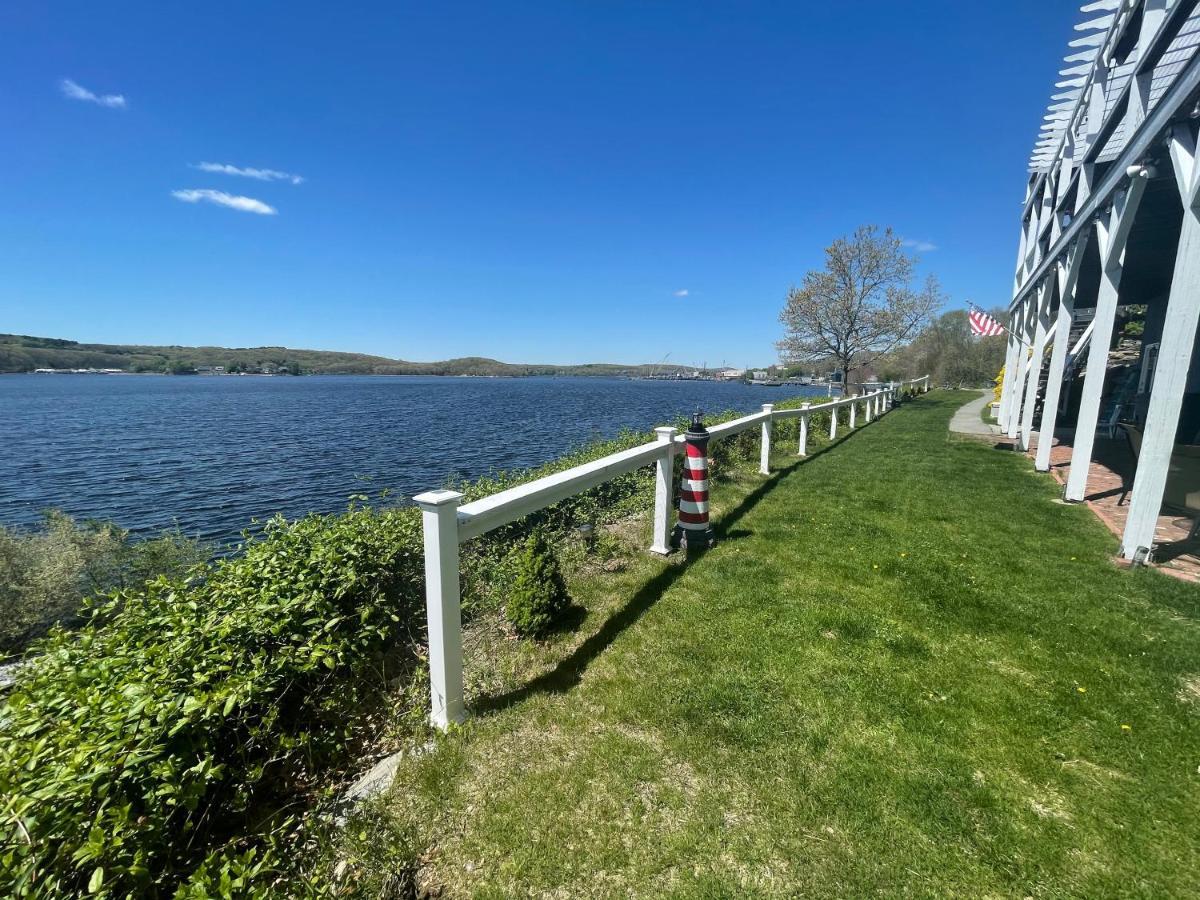 Waterfront Home With A View Groton Esterno foto