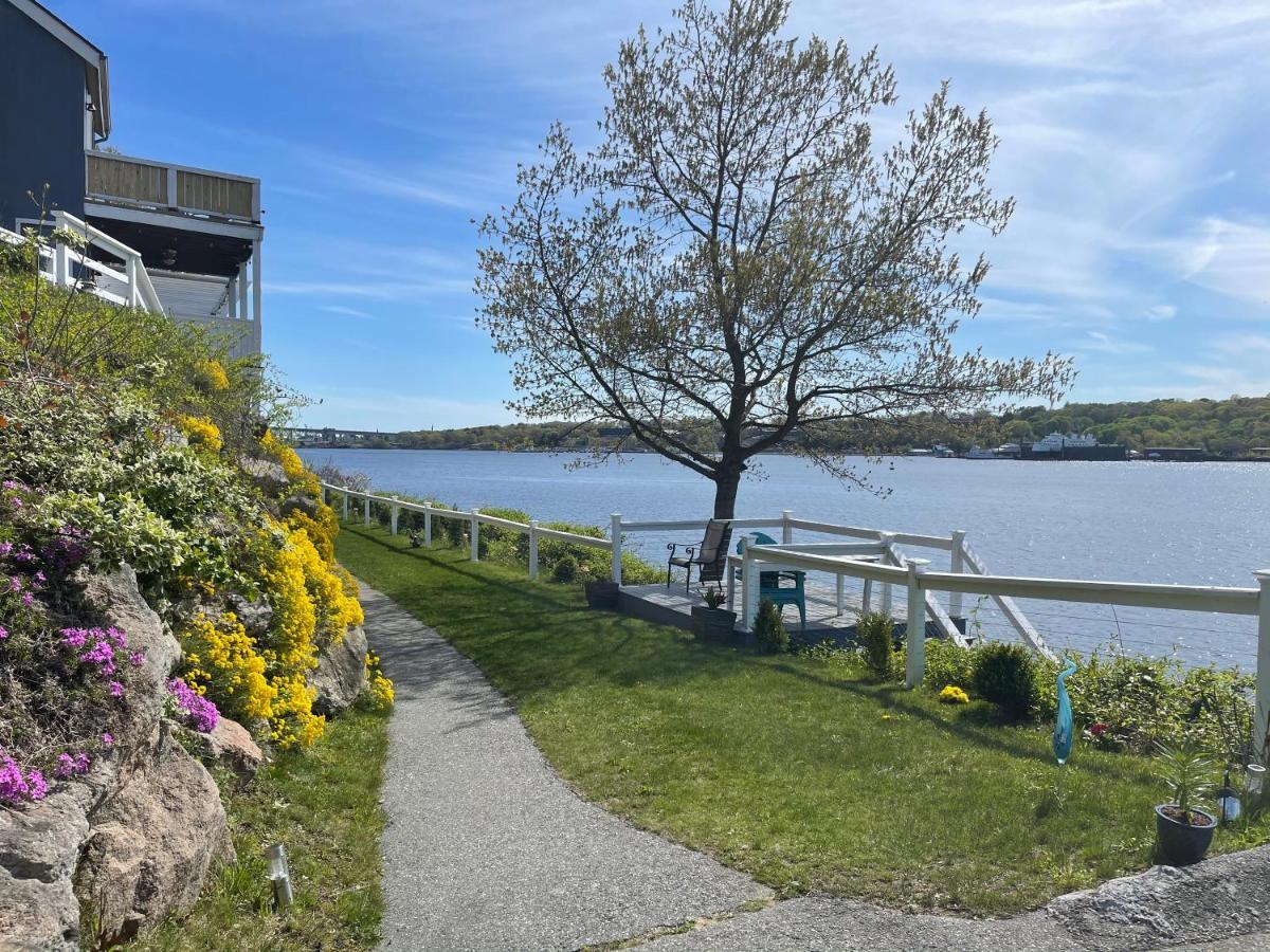 Waterfront Home With A View Groton Esterno foto