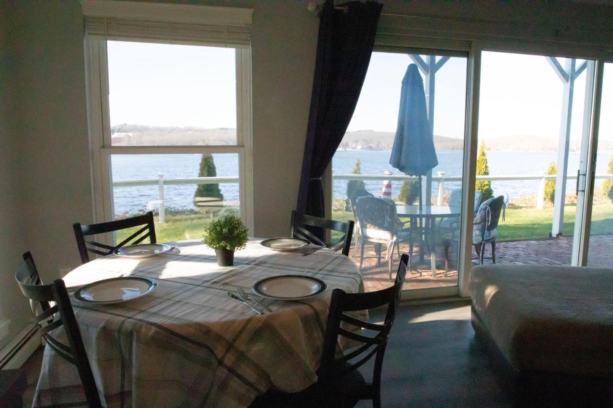 Waterfront Home With A View Groton Esterno foto