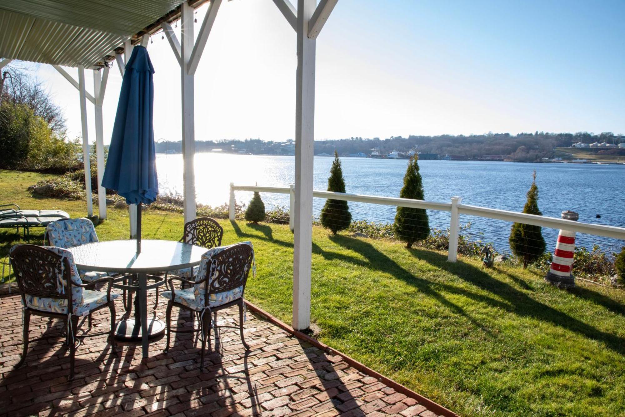 Waterfront Home With A View Groton Esterno foto